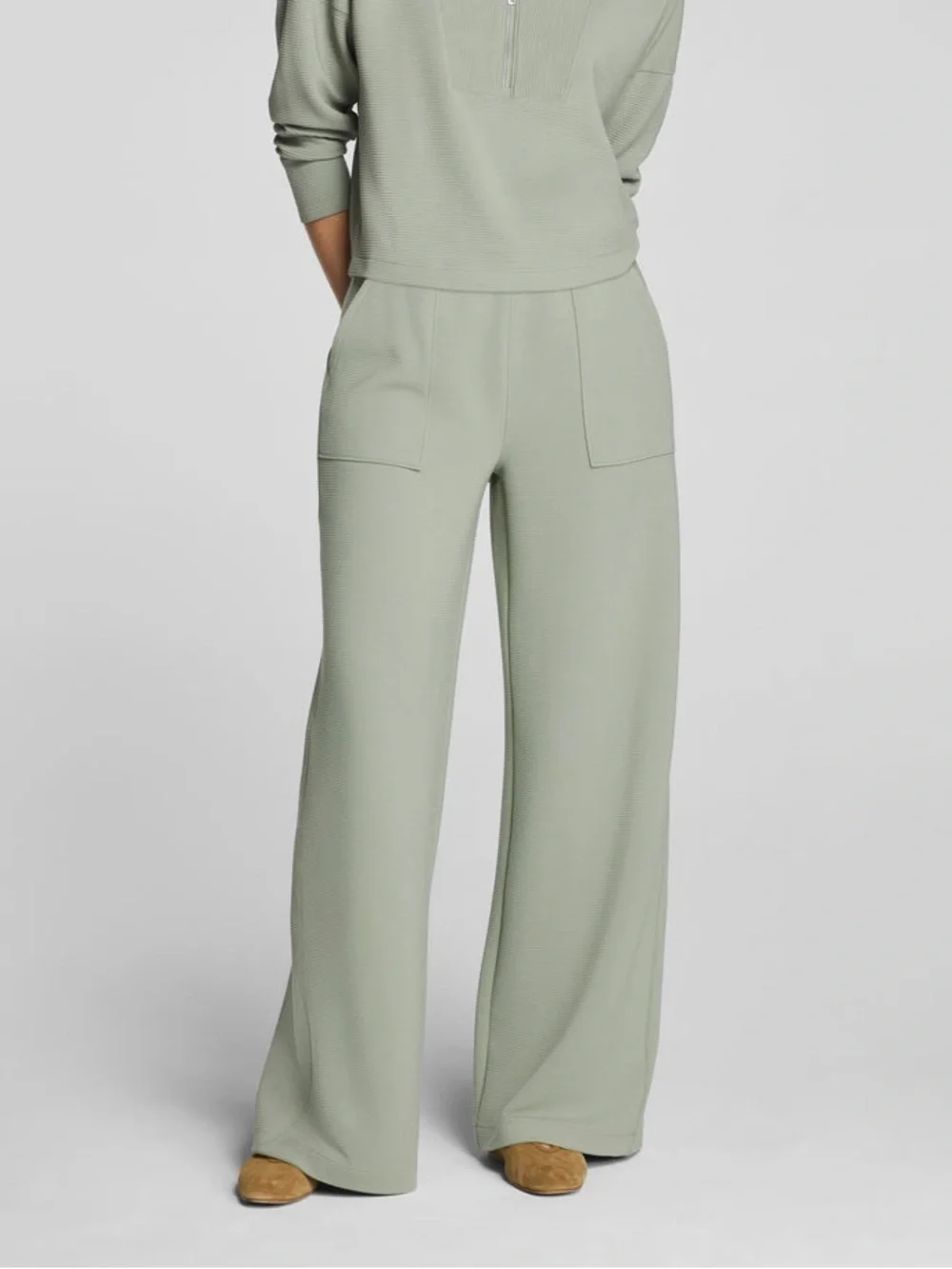 NWT SPANX AirEssentials® French Rib Wide Leg Pant - Picture 4 of 8